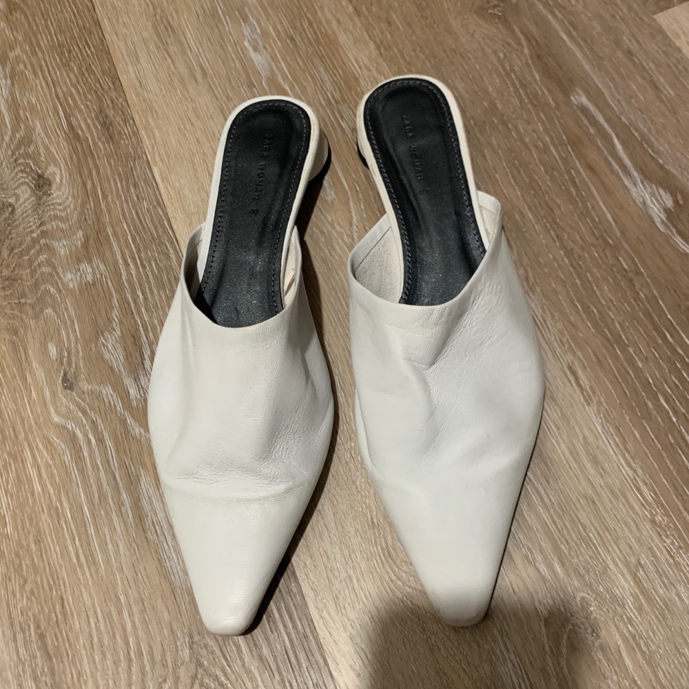 Leather white mule